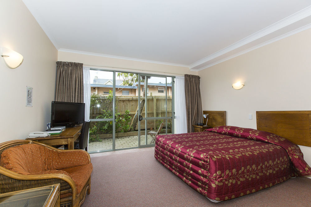 Fernhill Motor Lodge Lower Hutt Extérieur photo