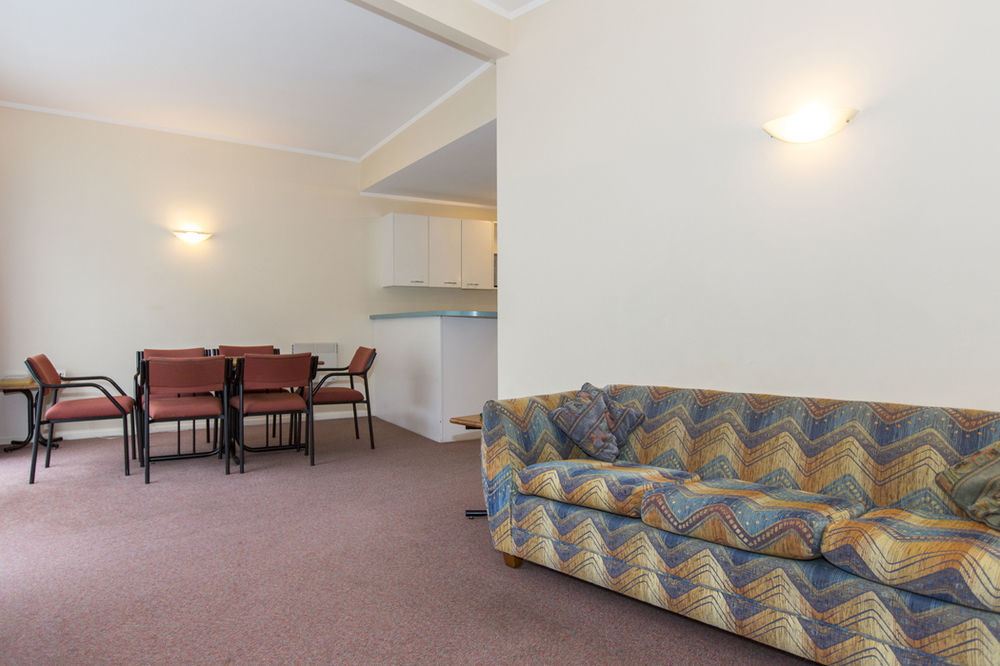 Fernhill Motor Lodge Lower Hutt Extérieur photo